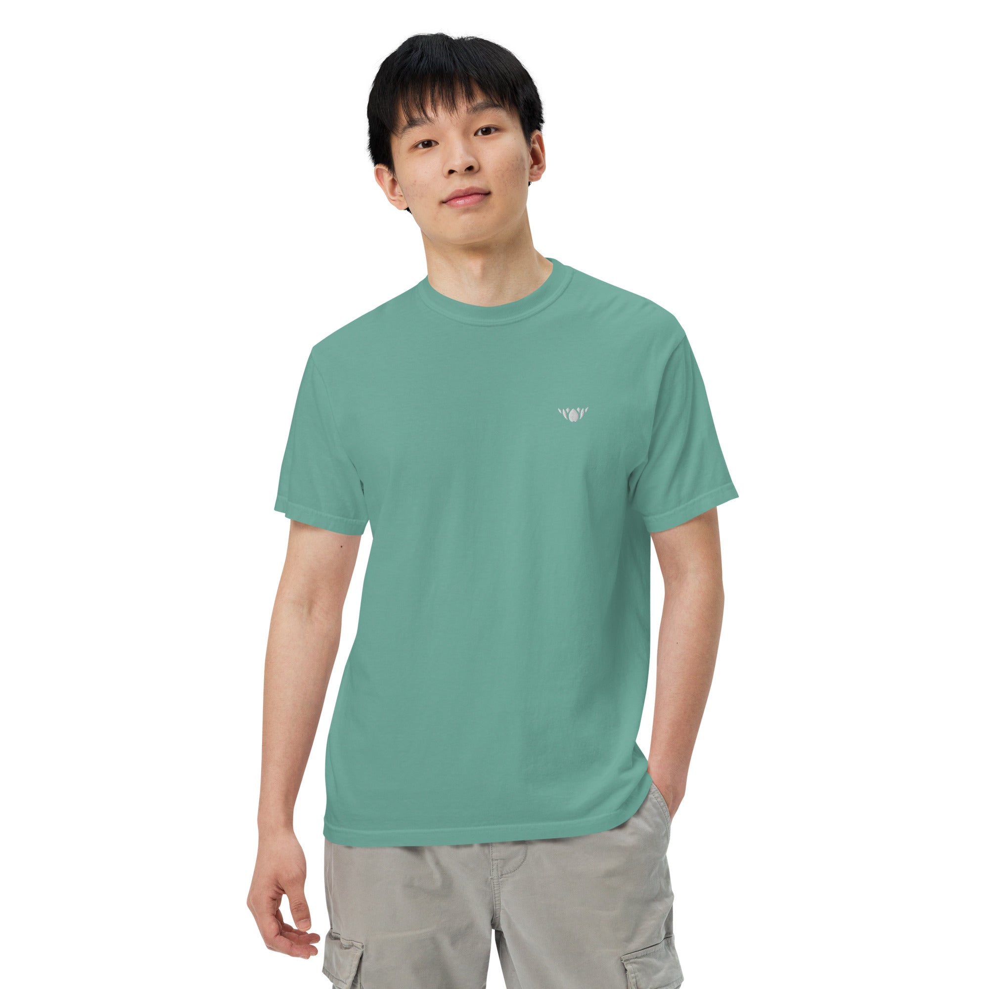 Lotus-Men’s garment-dyed heavyweight t-shirt