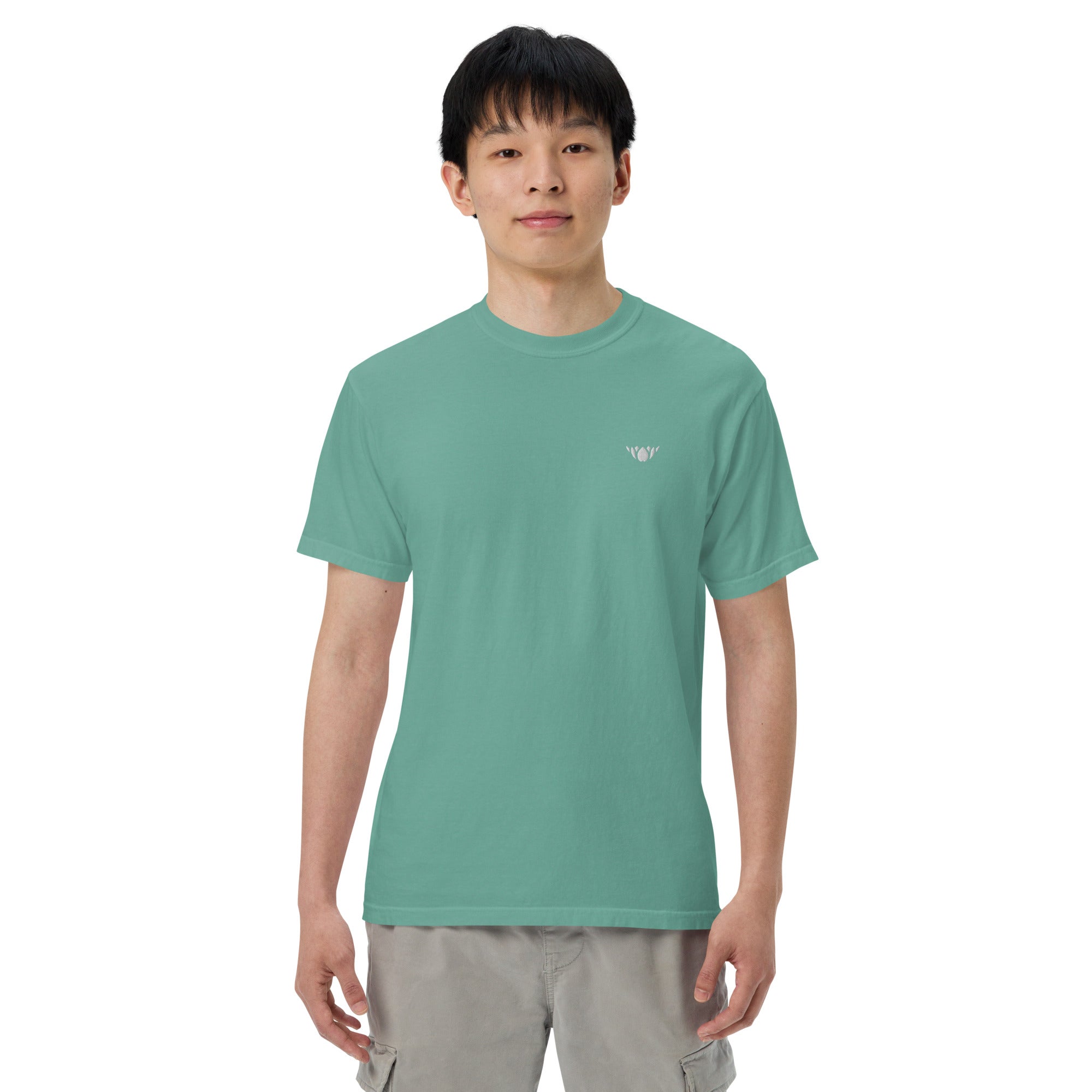 Lotus-Men’s garment-dyed heavyweight t-shirt