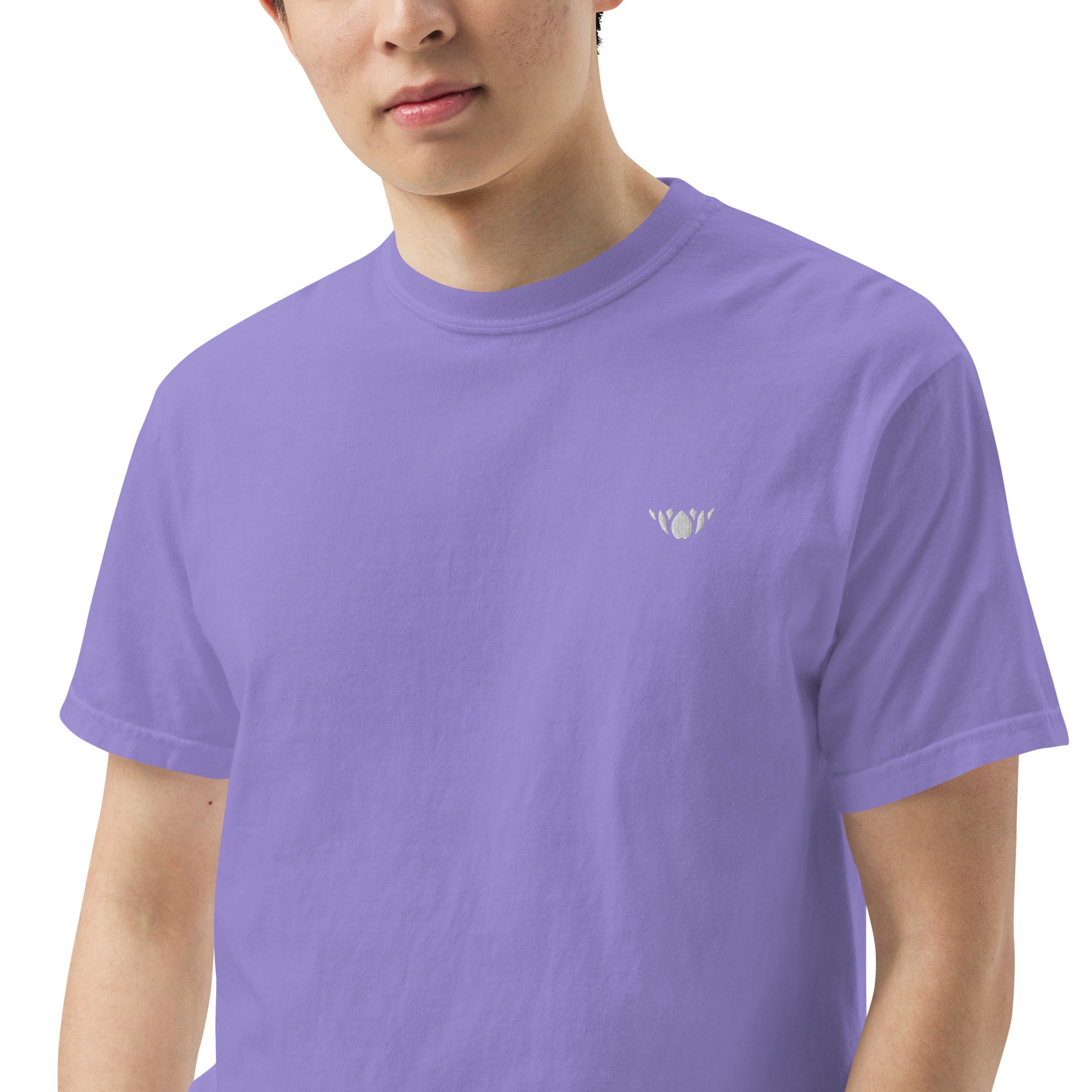 Lotus-Men’s garment-dyed heavyweight t-shirt