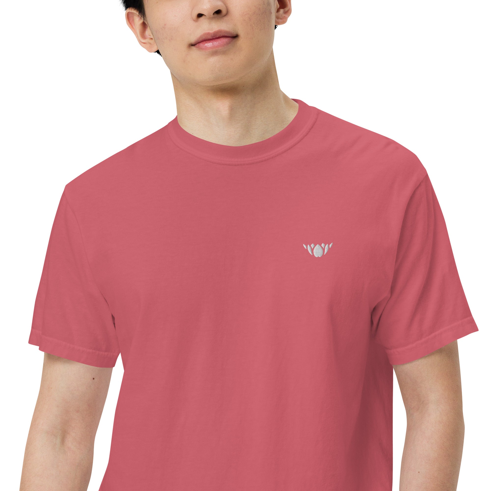 Lotus-Men’s garment-dyed heavyweight t-shirt
