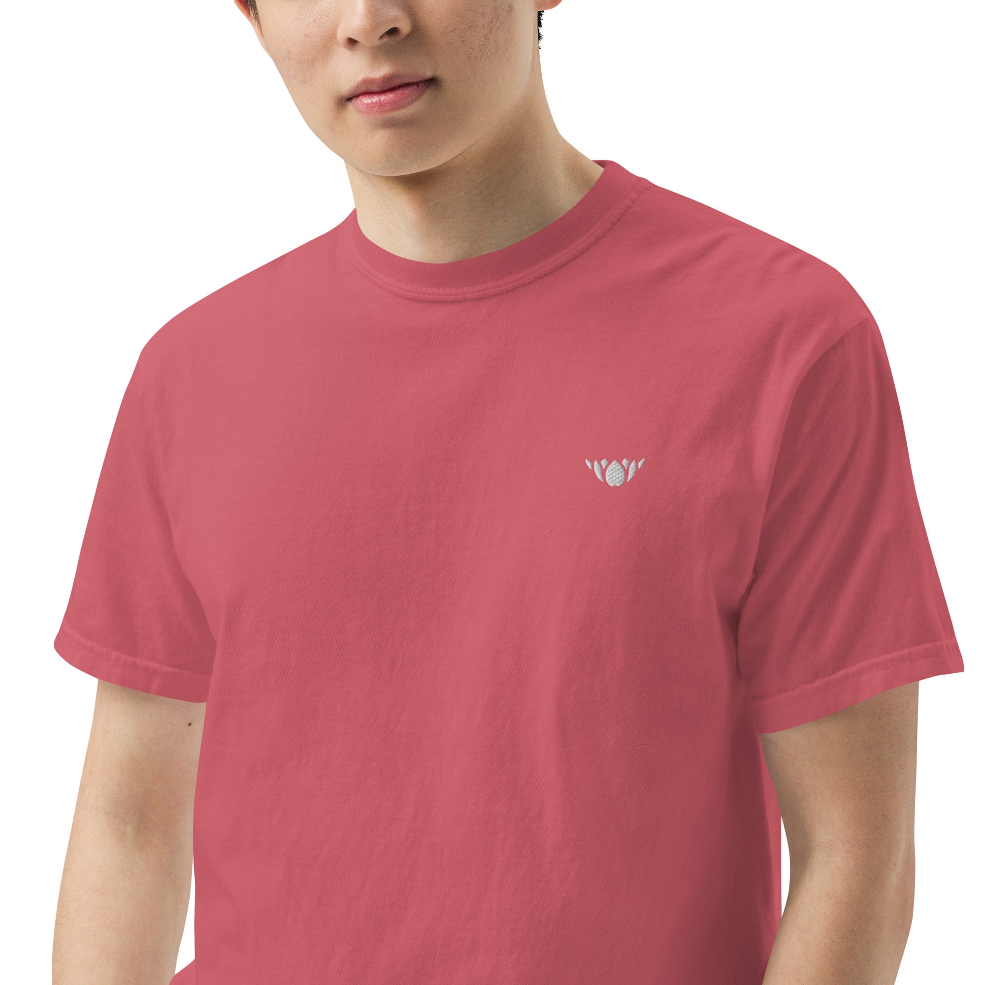 Lotus-Men’s garment-dyed heavyweight t-shirt