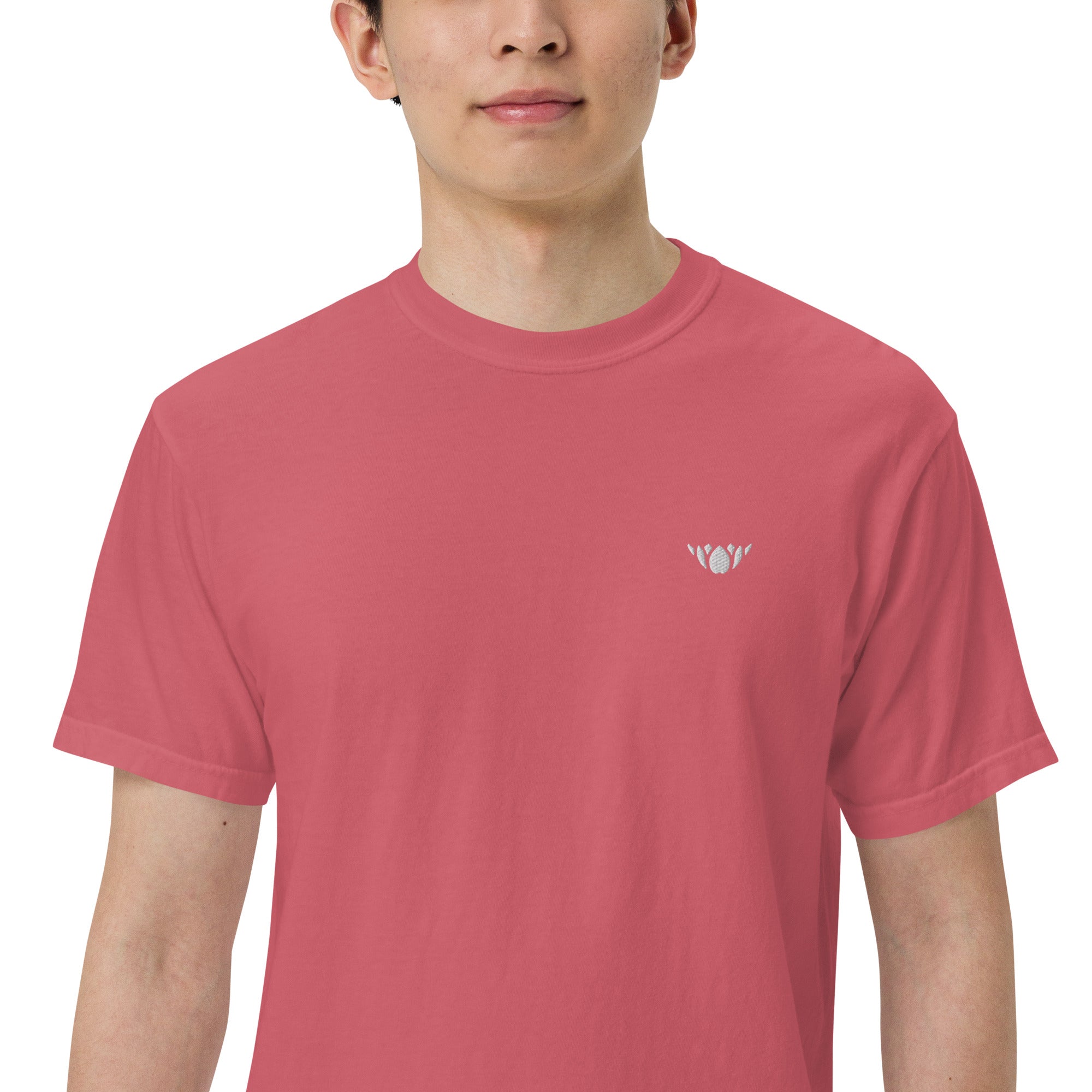 Lotus-Men’s garment-dyed heavyweight t-shirt