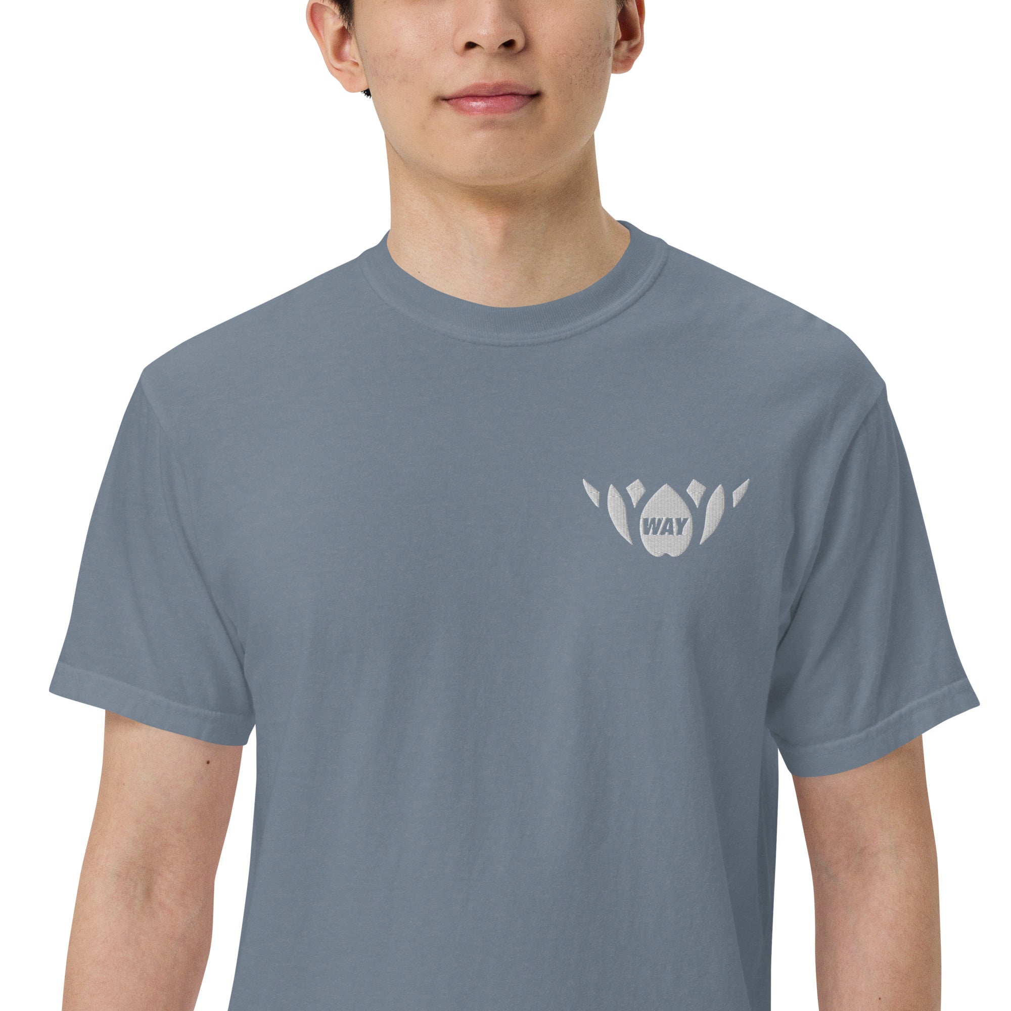 WAY Lotus-Men’s garment-dyed heavyweight t-shirt