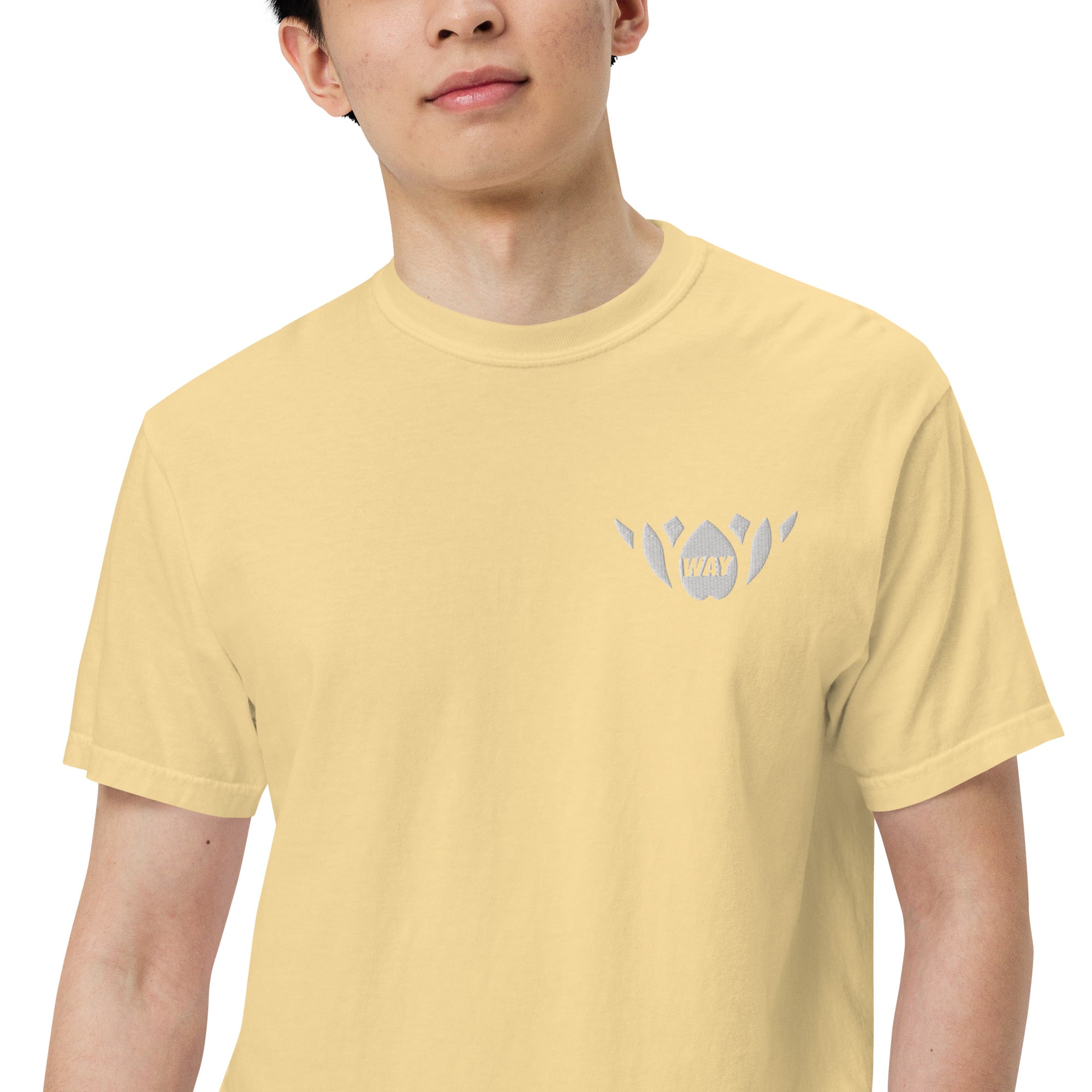 WAY Lotus-Men’s garment-dyed heavyweight t-shirt