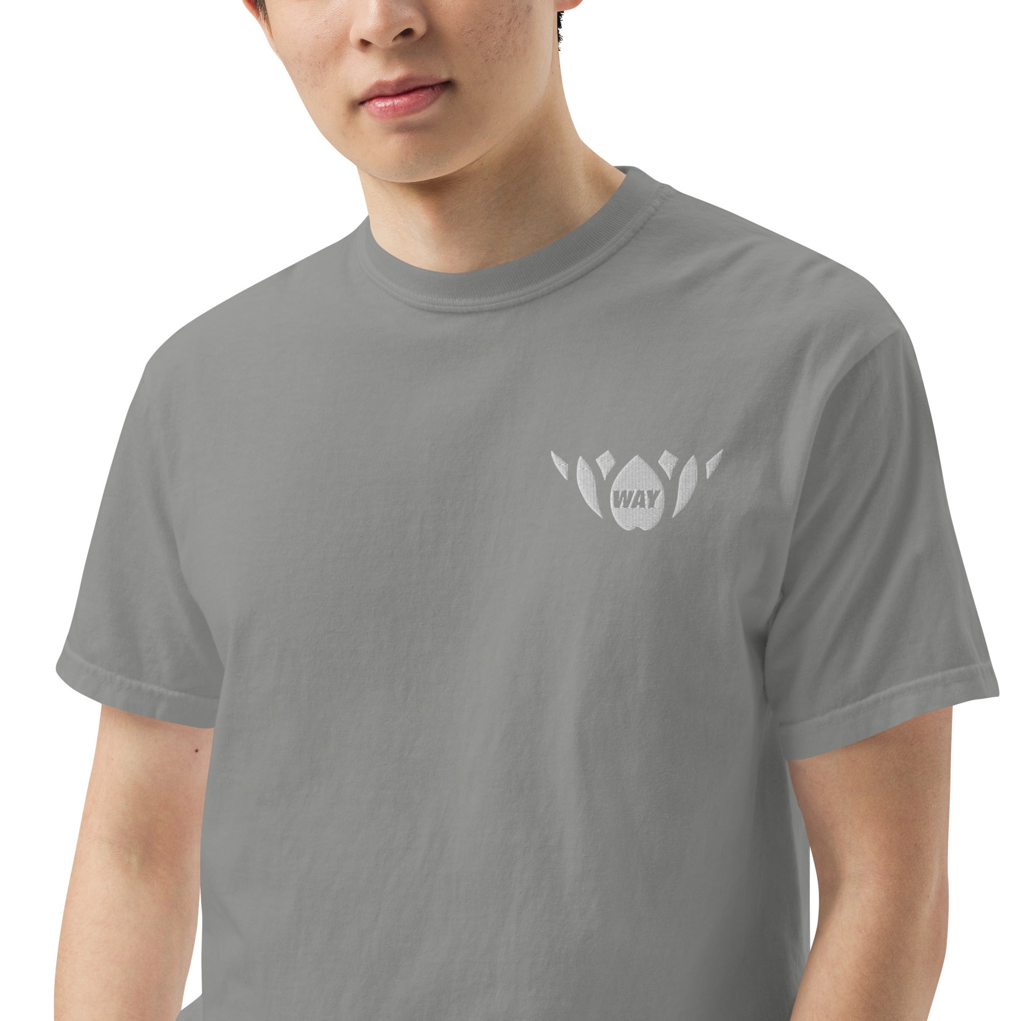 WAY Lotus-Men’s garment-dyed heavyweight t-shirt