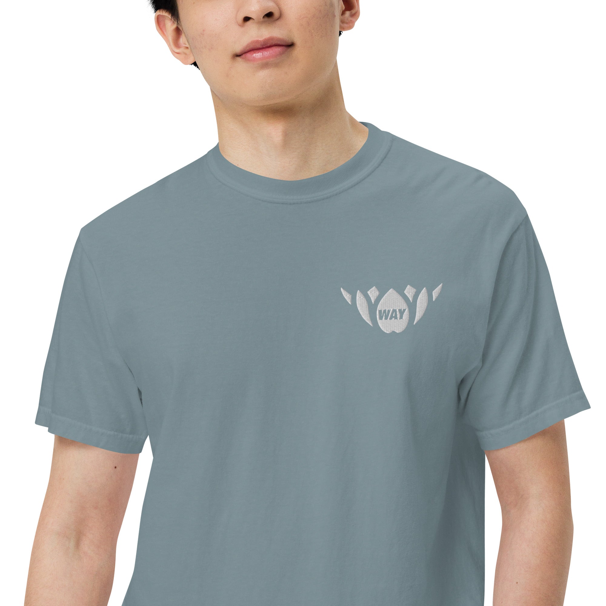 WAY Lotus-Men’s garment-dyed heavyweight t-shirt